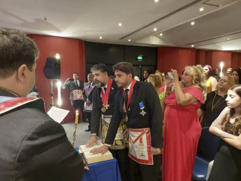 Posse dos Novos Grão-Mestres do GORJ: André Wanderley e Jailton Panissolo Tomam Posse em Cerimônia Solene.